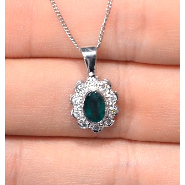 Emerald 0.43CT And Diamond 9K White Gold Pendant Necklace - Image 2