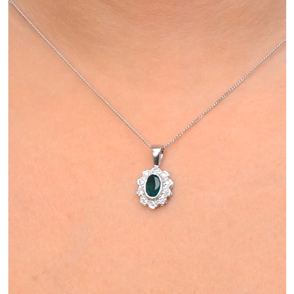 Emerald 0.43CT And Diamond 9K White Gold Pendant Necklace - Image 3
