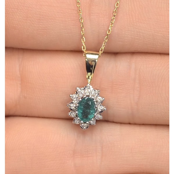 Emerald 0.43CT And Diamond 9K Yellow Gold Pendant Necklace - Image 3