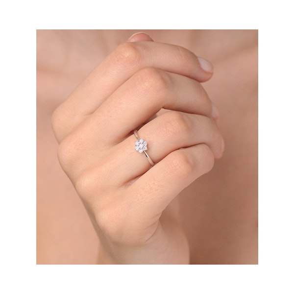 Diamond 0.04ct 9K White Gold Cluster Ring - E5885 - Image 3