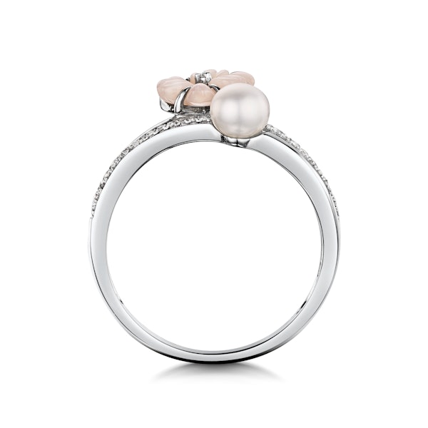 4.5mm Pearl with Shell and Diamond Stellato Ring in 9K White Gold - Image 3