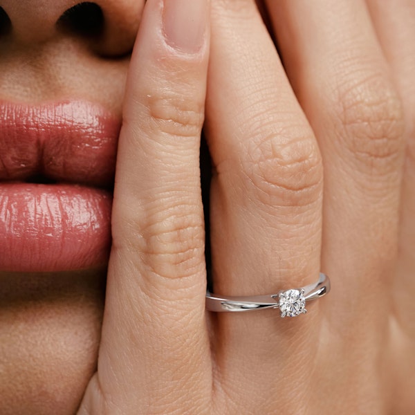 Naomi Lab Diamond Engagement Ring 0.33ct H/Si 9K White Gold - Image 4