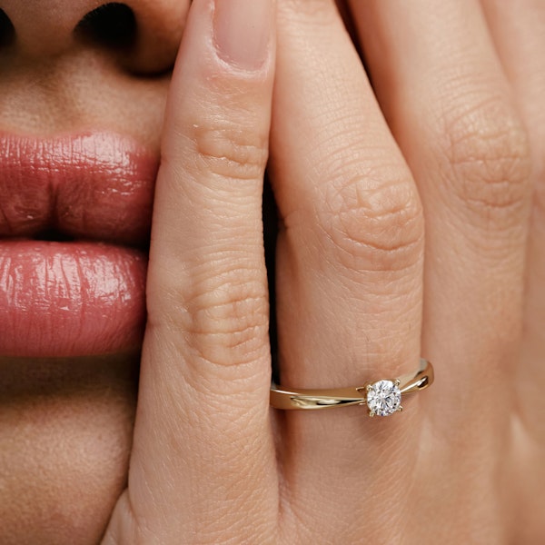Naomi Lab Diamond Engagement Ring 0.33ct H/Si in 9K Gold - Image 4