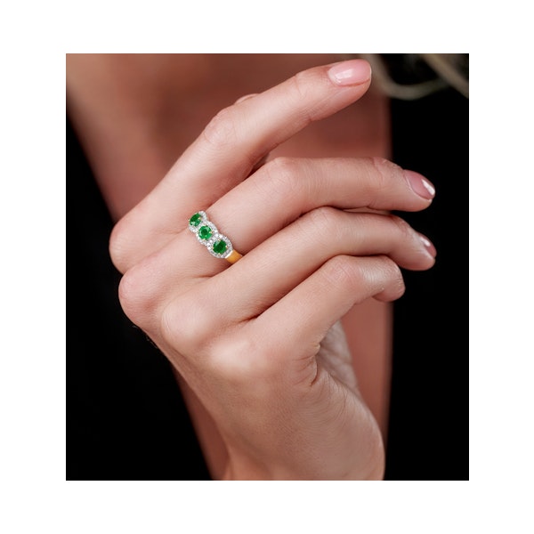 Emerald and Diamond Halo Trilogy Ring in 18K Gold - Asteria Collection - Image 2