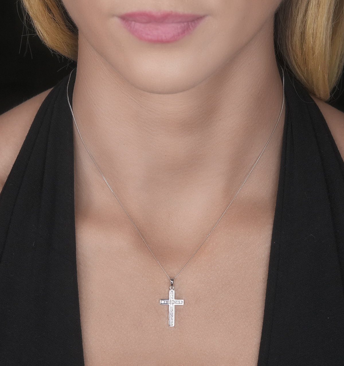 Diamond Cross Necklaces Pendants The Diamond Store