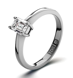 Engagement Ring Certified Emerald Cut Diamond 0.25CT G/VS 18K Gold