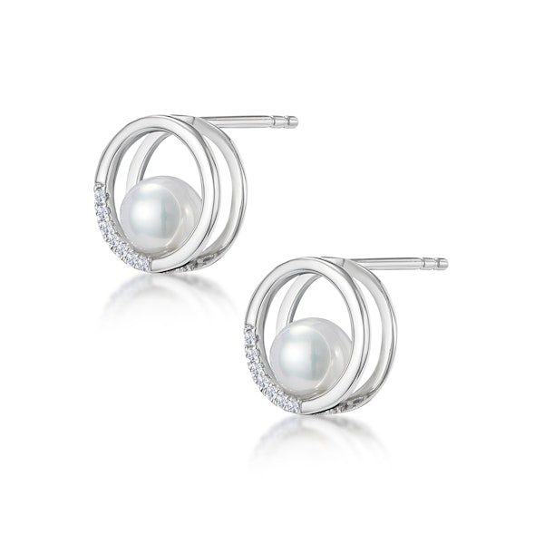 Stellato Circle and Pearl Diamond Earrings in 9K White Gold - Image 2