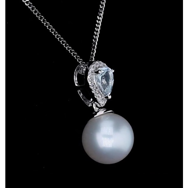 Pearl and Blue Topaz and Diamond Pendant Necklace in 9K White Gold - Image 4