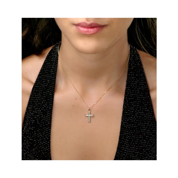 Lab Diamond Cross Pendant Necklace Channel Set 0.25ct H/Si in 9K Gold - Image 2