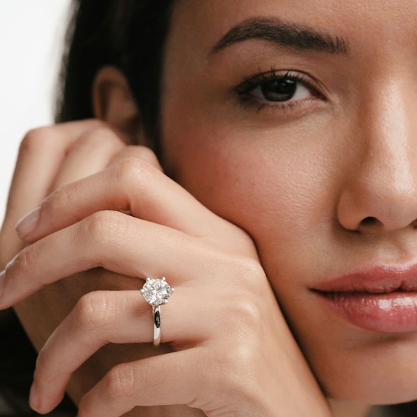 Low Set Chloe 3.00ct Lab Diamond Round Cut Engagement Ring in Platinum G/VS1 - Image 2
