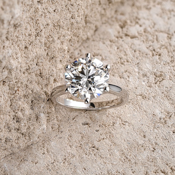 Low Set Chloe 5.00ct Lab Diamond Round Cut Engagement Ring in Platinum G/VS1 - Image 7