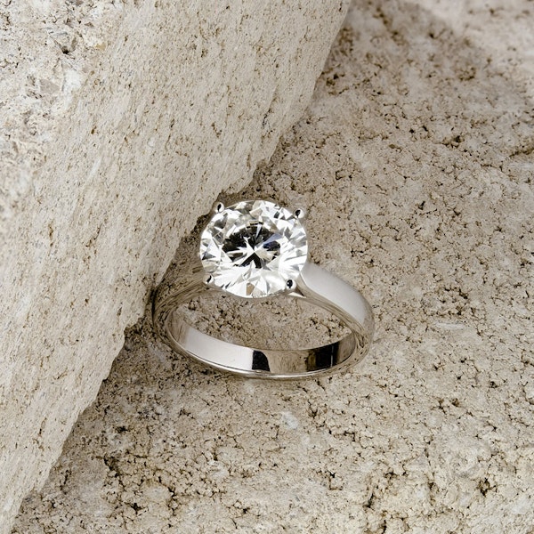Petra 3.00ct Lab Diamond Round Cut Engagement Ring in Platinum G/VS1 - Image 4