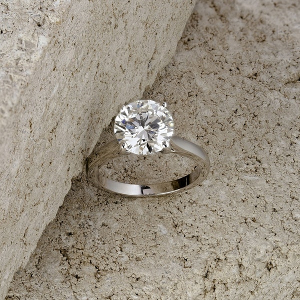 Grace 3.00ct Lab Diamond Round Cut Engagement Ring in Platinum G/VS1 - Image 7