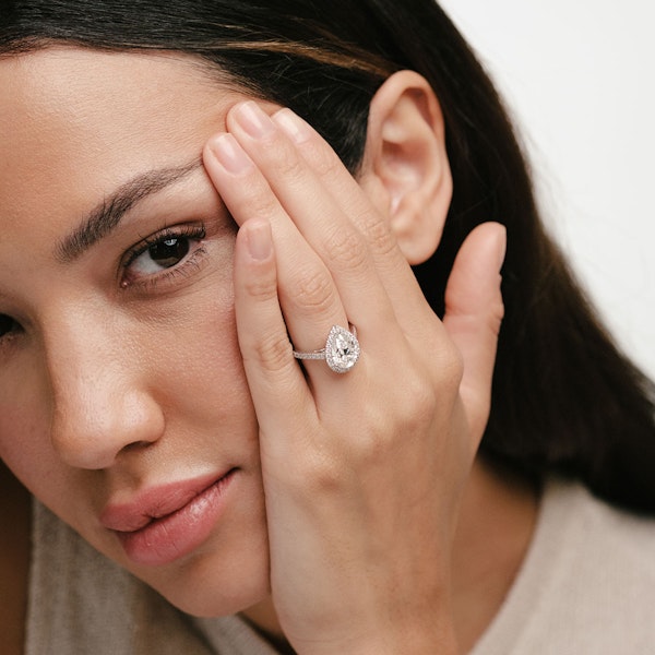 Diana 3.60ct Lab Diamond Pear Cut Engagement Ring in Platinum G/VS1 - Image 4