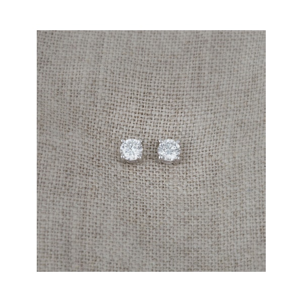 Diamond Earrings 0.50CT Studs H/SI Quality in Platinum - 4.1mm - Image 4
