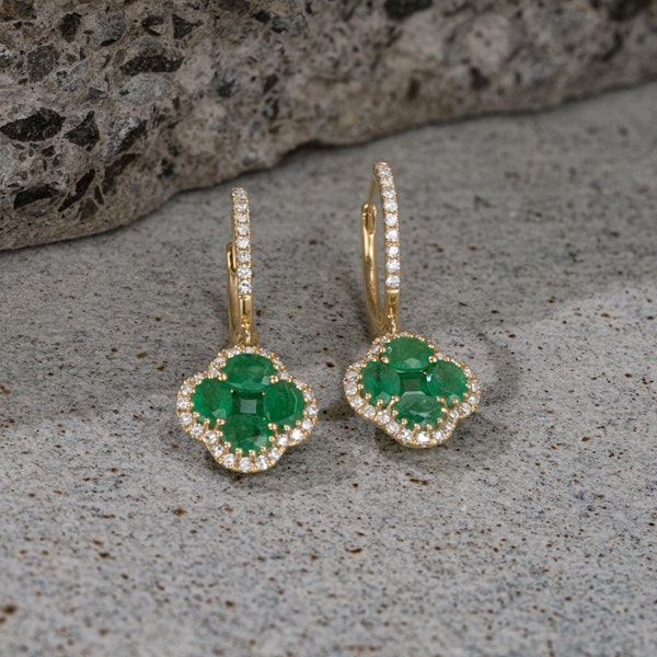 Emerald 2.05ct And Diamond 18K Yellow Gold Alegria Earrings - Image 2
