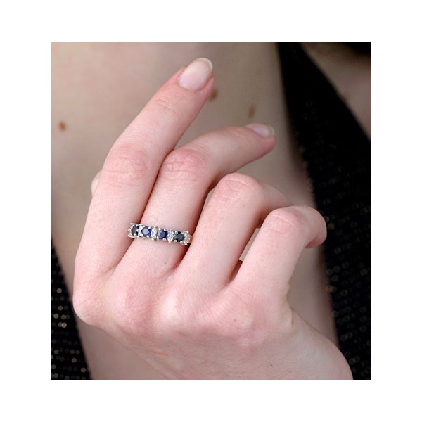 Sapphire 0.85ct And Diamond 9K White Gold Ring - Image 2