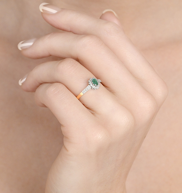 Emerald Rings | Over 150 Styles | TheDiamondStore.co.uk™