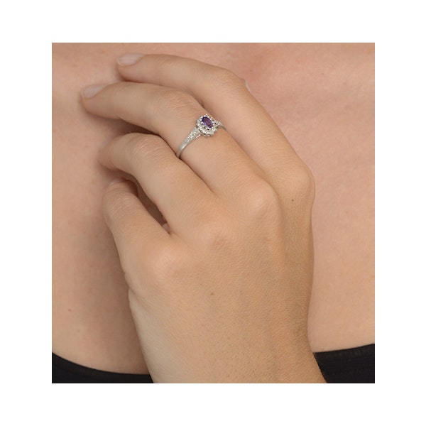 Tanzanite 5 x 3mm And Diamond 18K White Gold Ring SIZE Q - Image 4