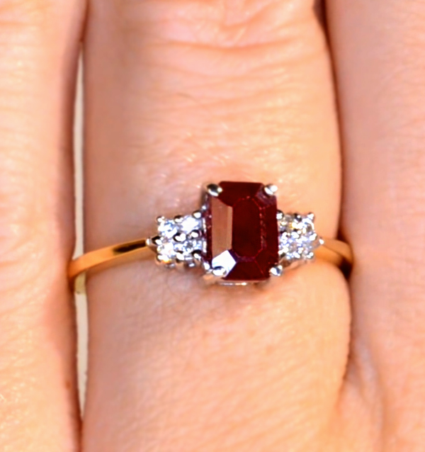 Ruby Rings Over 170 Unique Styles The Diamond Store