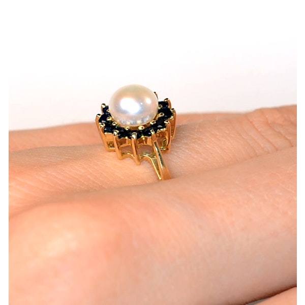 Pearl And Sapphire 9K Gold Ring - Image 2