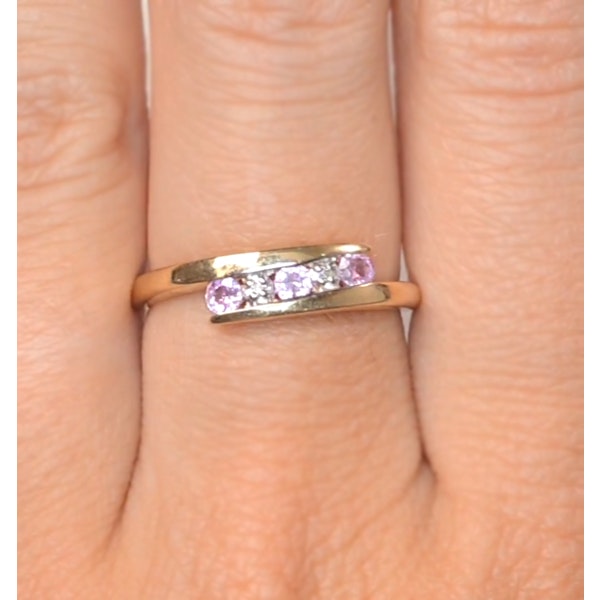 0.21ct Pink Sapphire and Diamond Ring 9K Yellow Gold - Image 4