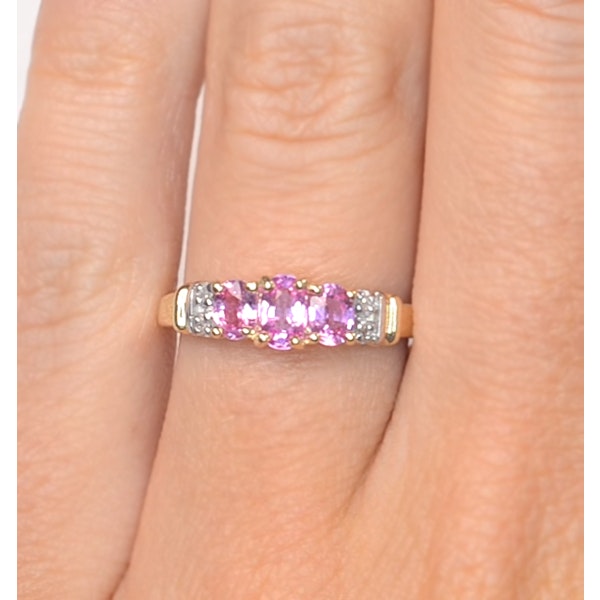 Pink Sapphire and 0.02ct Diamond Ring 9K Yellow Gold - Image 4