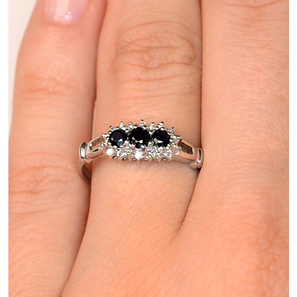 Sapphire 0.34ct And Diamond 9K White Gold Ring - Image 4