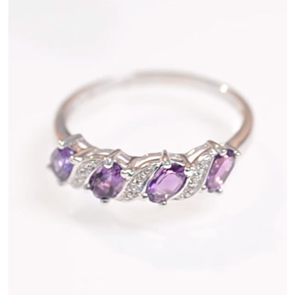 Amethyst 0.74ct And Diamond 9K White Gold Ring - Image 3