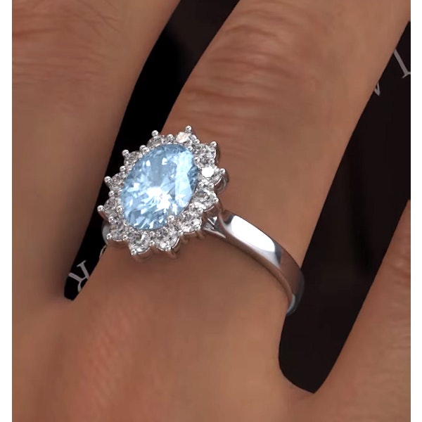 Aquamarine 1.7ct and Lab Diamond 1ct Cluster Ring in 18K White Gold - Image 4