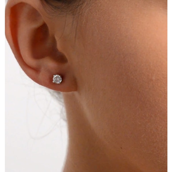 Diamond Earrings 0.66CT Studs G/VS Quality in 18K White Gold - 4.5mm - Image 4