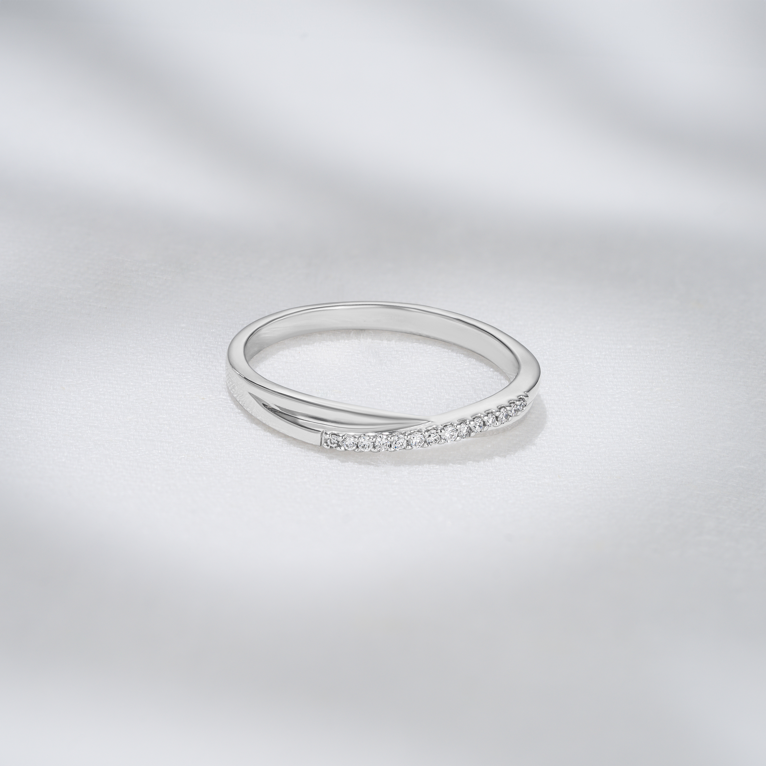 Lab Diamond Half Eternity Wave Ring 0.05ct in 925 Silver