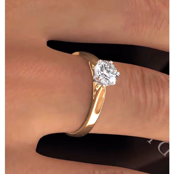Certified 0.90CT Chloe Low 18K Gold Engagement Ring E/VS2 - Image 4