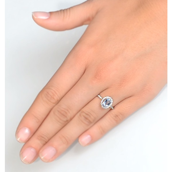 Aquamarine 0.70CT And Diamond 18K White Gold Ring - Image 4